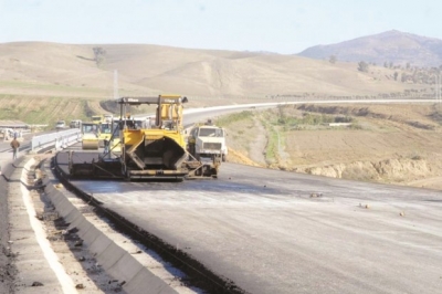 Autoroute Est-ouest: le dernier tronçon Dréan-frontière algéro-tunisienne à réceptionner en juillet 2021 